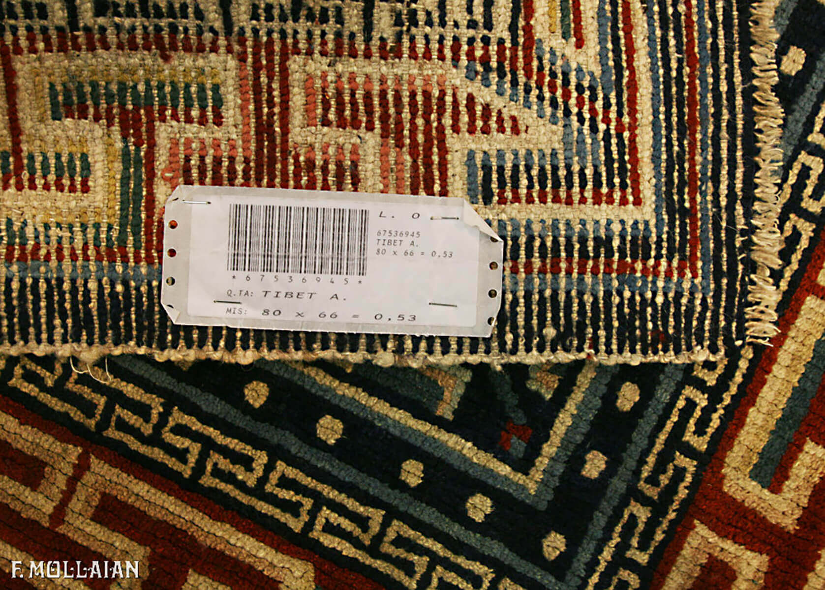 Antique Tibetan Rug n°:67536945